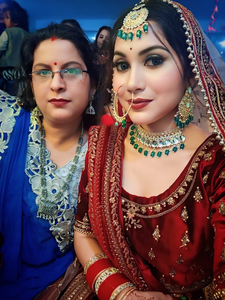 Pink Rose Beauty Parlour