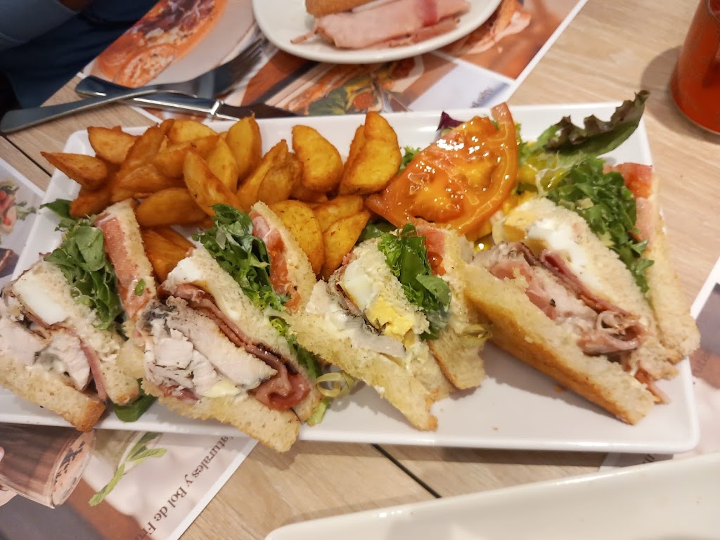 Restaurante La Canasta — Comida y bebida