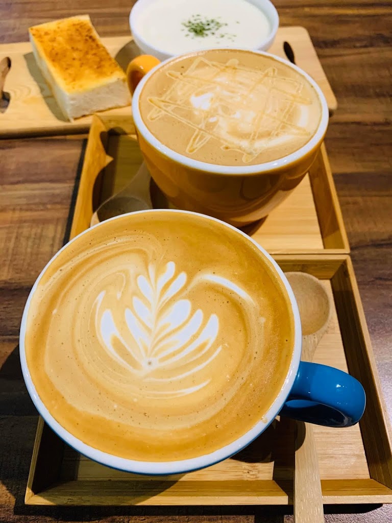 Moggy cafe 的照片