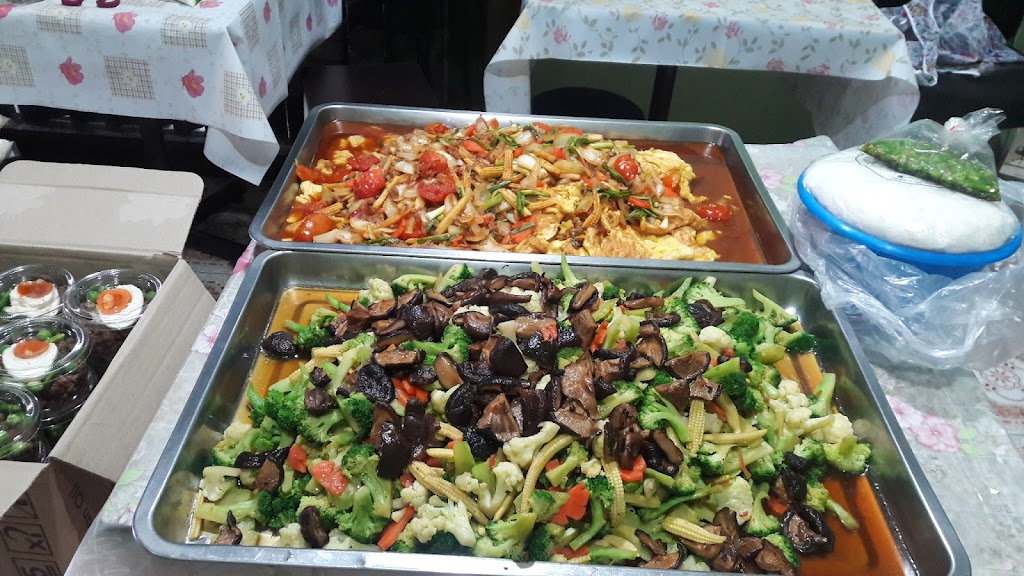 อร่อยซอยวัดสังข์(กับข้าวร้านเจ๊น้อย)'s Photo/Menu