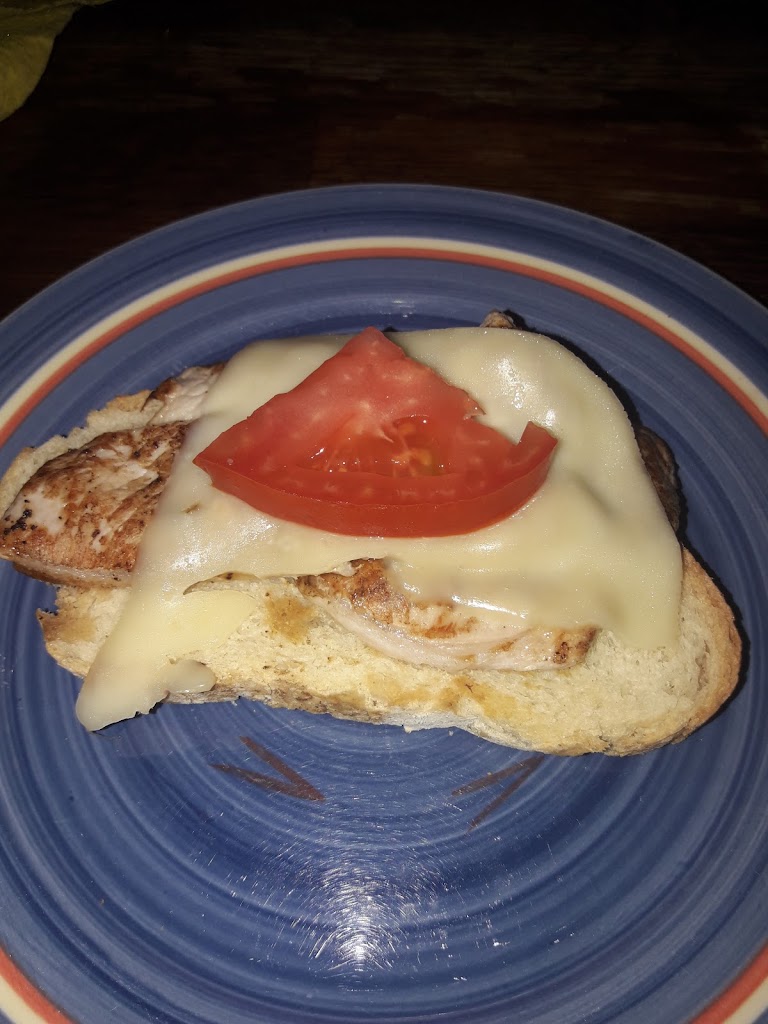 Cerveceria Codigo Cafe — Comida y bebida