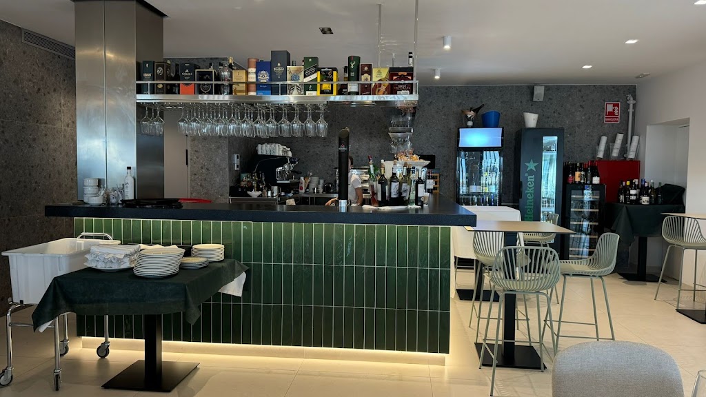 Restaurante Club Nautico Lo Pagan — Ambiente