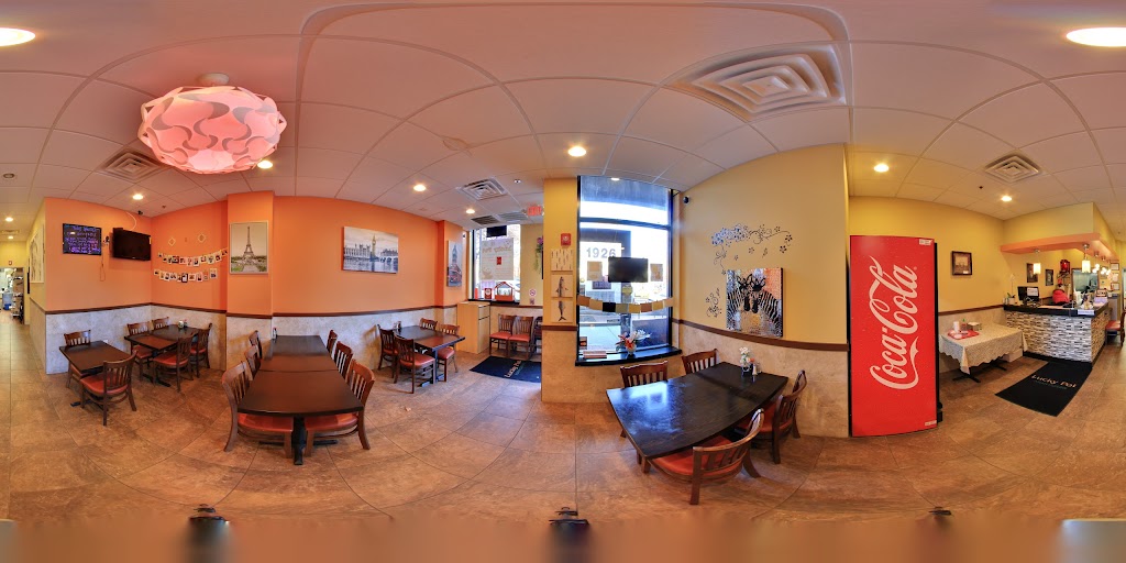 Buuz Thai Eatery