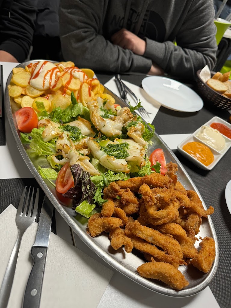 Bar el Jardin — Comida y bebida