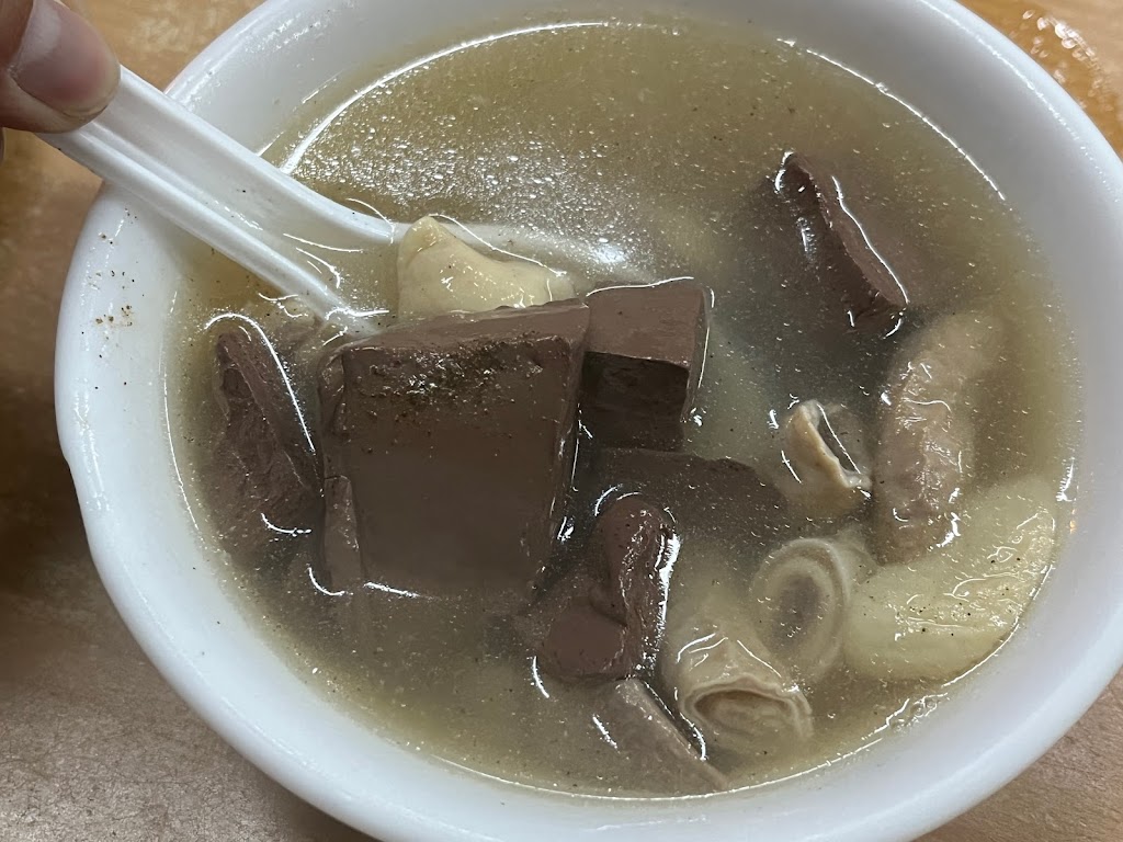 廟邊美食炒麵小吃 的照片