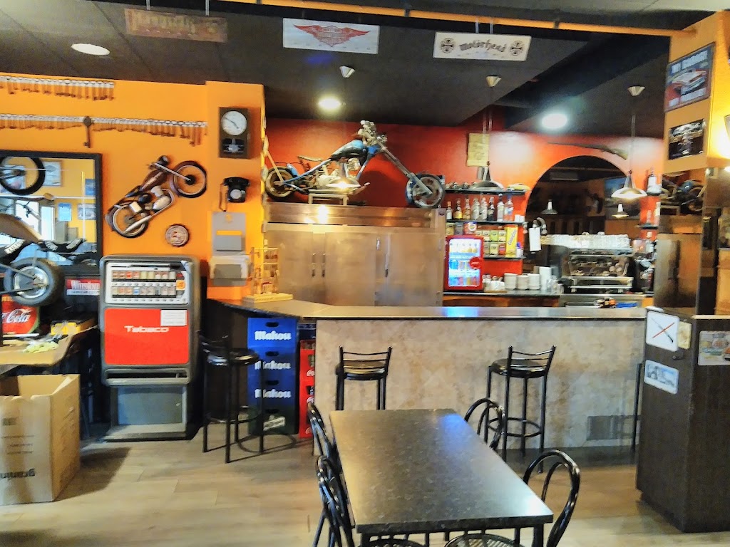 Bar Restaurant " bar custom "