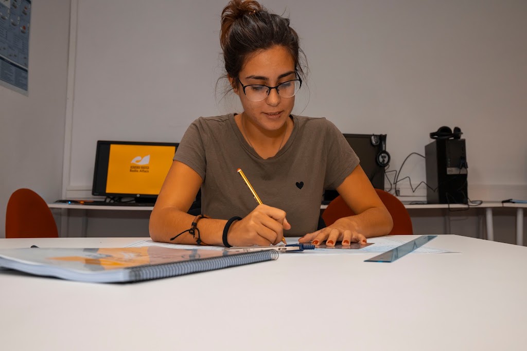 Academia Nautica Badia Alfacs — Estudiante