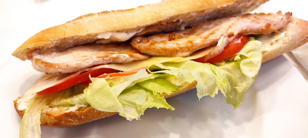 Cafeteria The New Classic — Comida y bebida