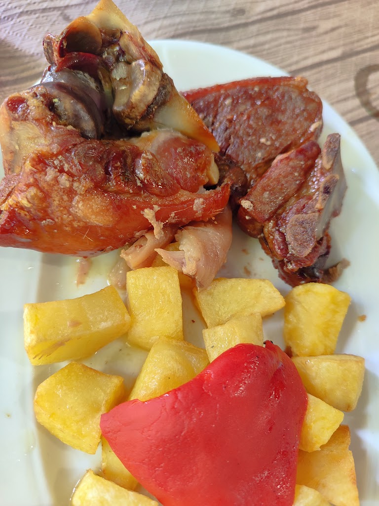 Sidreria Hermanos Blanco — Comida y bebida