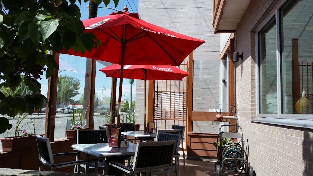 My Neighbourhood Restaurant in Kelowna