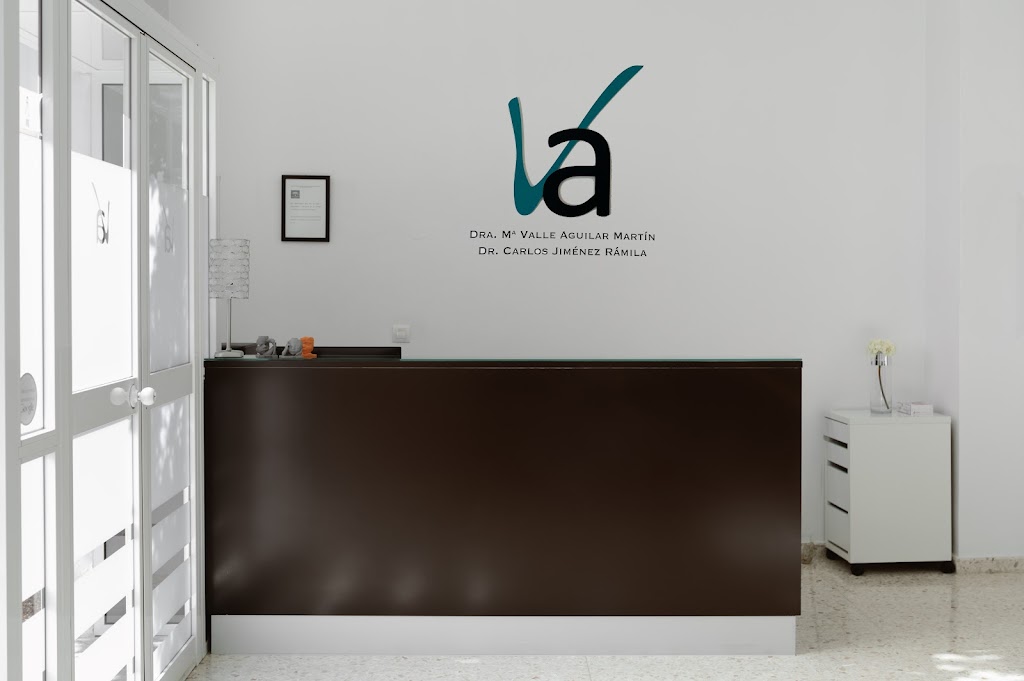 Ginecologia y Pediatria Carmona: Dra. Valle Aguilar Martin y Dr. Carlos Jimenez Ramila - Dr. Jose Marquez Caballero