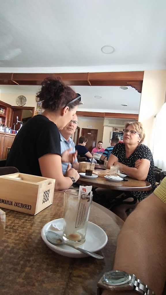 Cafeteria La Merendola — Cafe