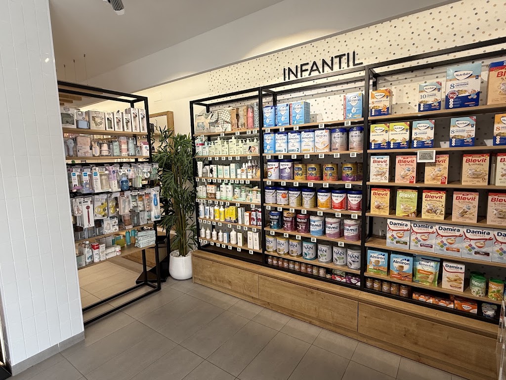 Farmacia El Pino - Abierta 12 horas — Del propietario