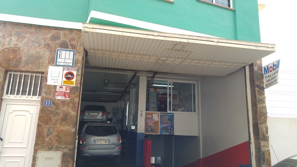 Taller Pedro Fernandez — Exterior