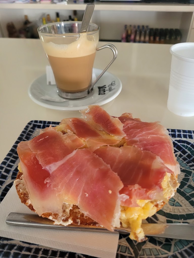 Cero Cafe — Comida y bebida