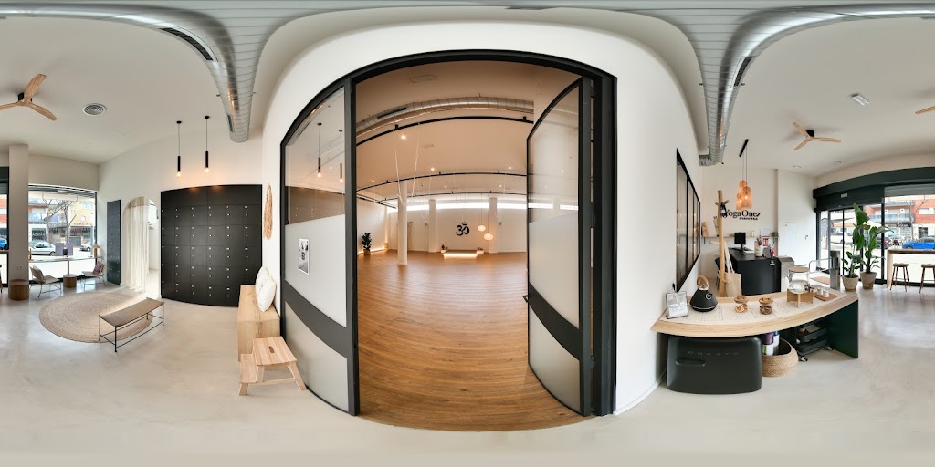 YogaOne Manresa — Street View y 360deg