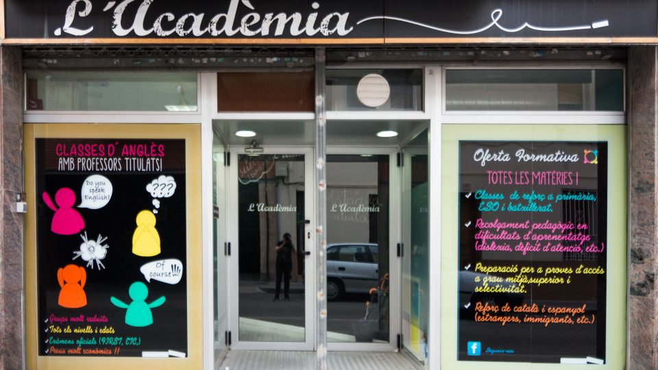 L' Academia reforc i angles/Centre de psicologia i psicopedagogia