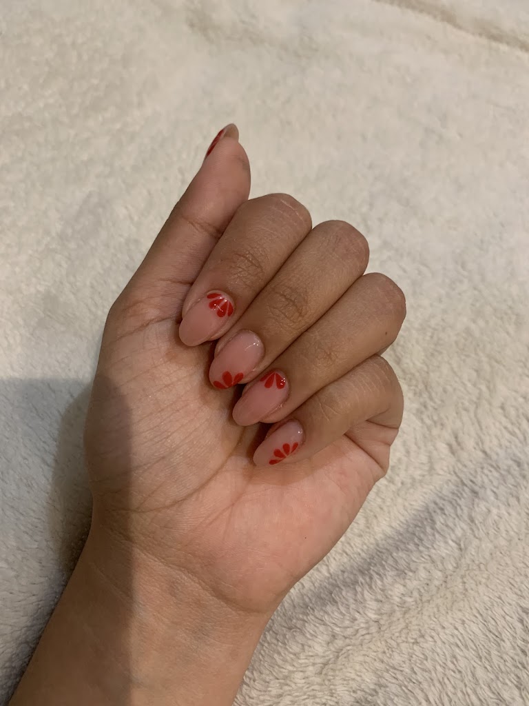 DermaEsthetic — Manicura