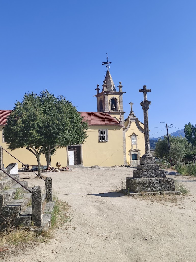 Mosteiro de Santo Andre de Ancede e Capela do Bom Despacho (Centro Cultural)