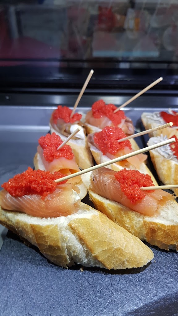 Montaditos 69 — Del propietario