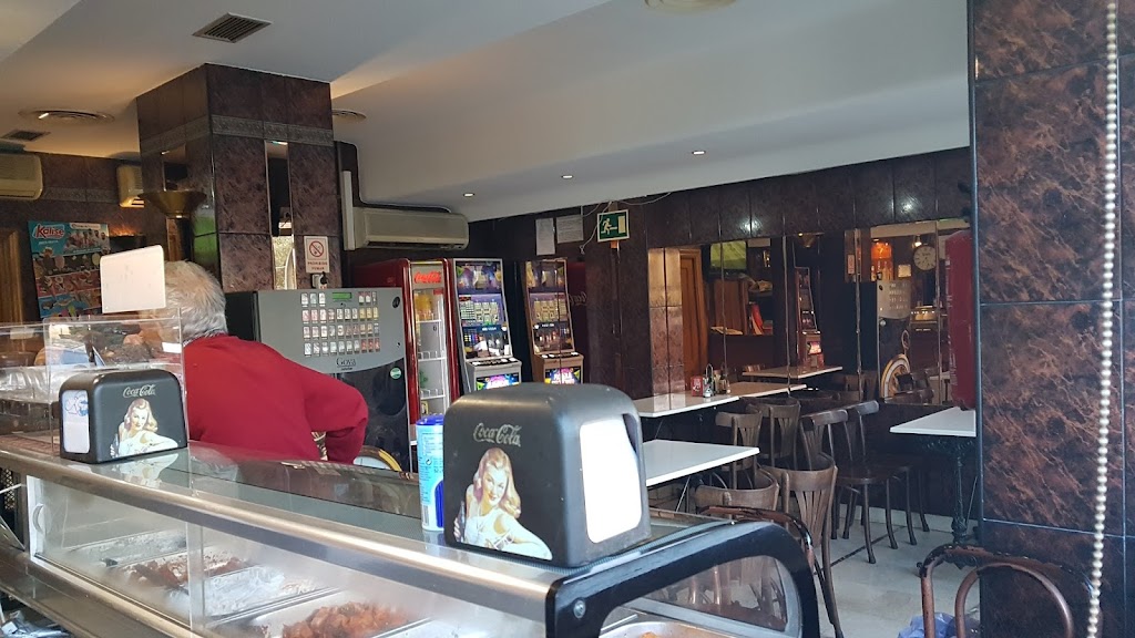 Cafe Bar Sakan