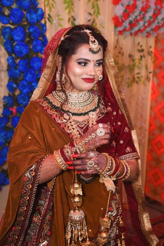 Radhika Beauty Parlour