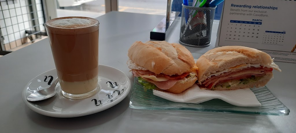 La Zumeria — Cafe