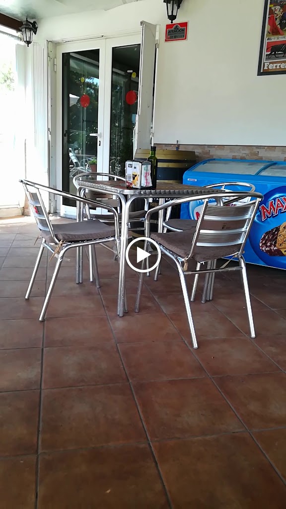 Bar Restaurante Kenene — Videos
