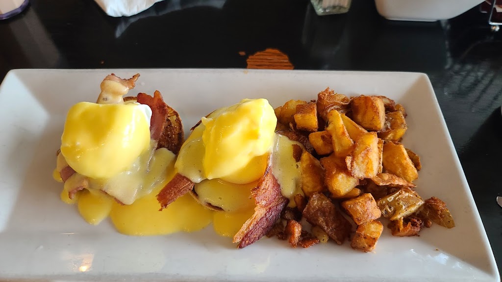 Eggs Benedict