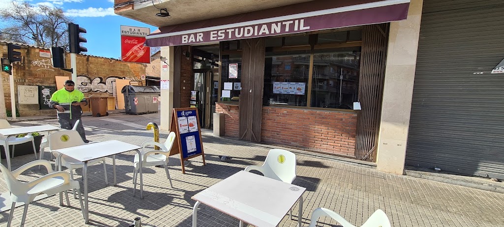 Bar Estudiantil