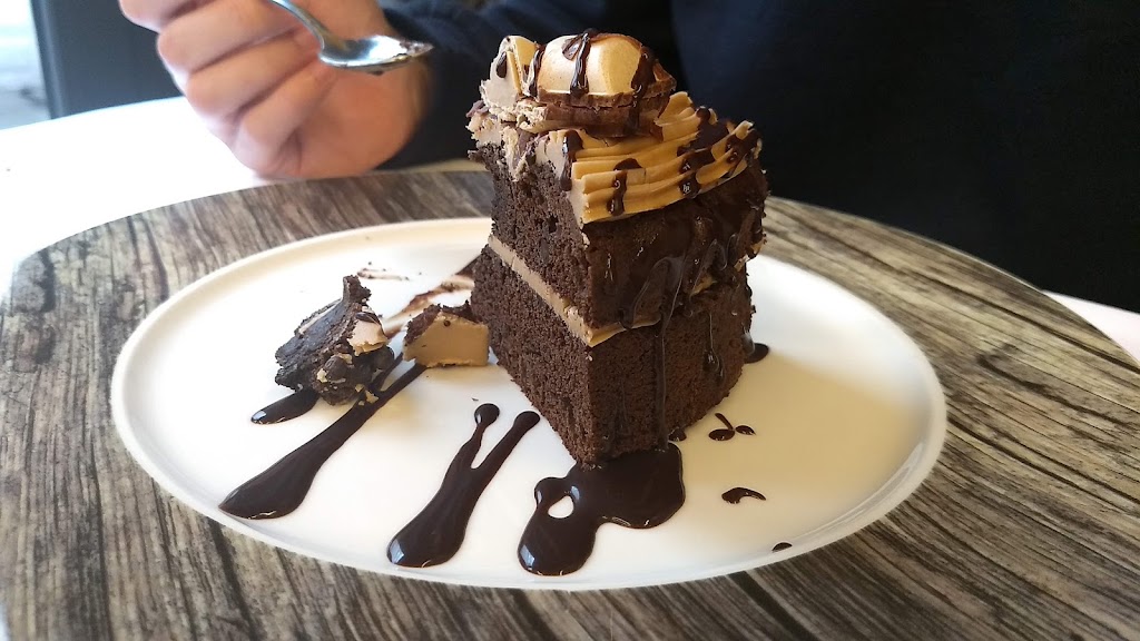 Restaurante La Posada de Bacus — Comida y bebida