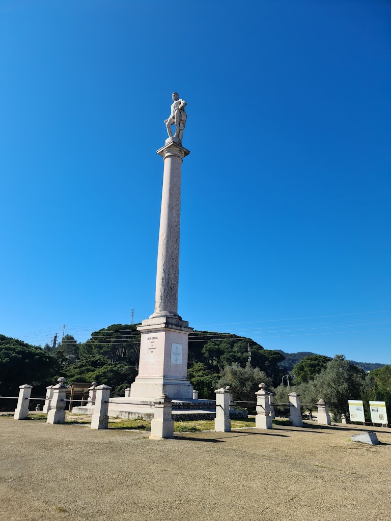 Miradouro de Alhandra / Monumento a Hercules