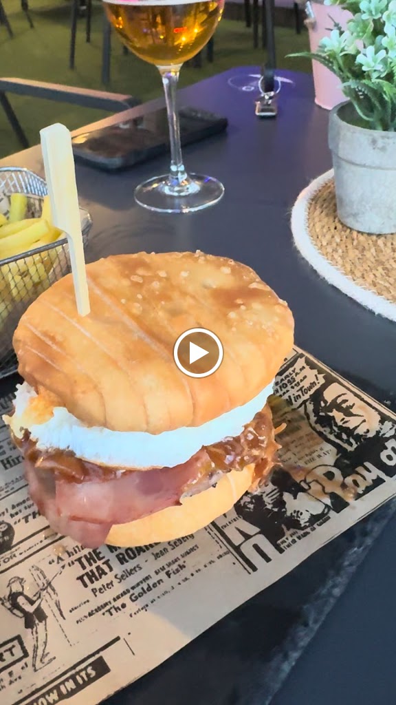 Yanomami Restobar — Videos