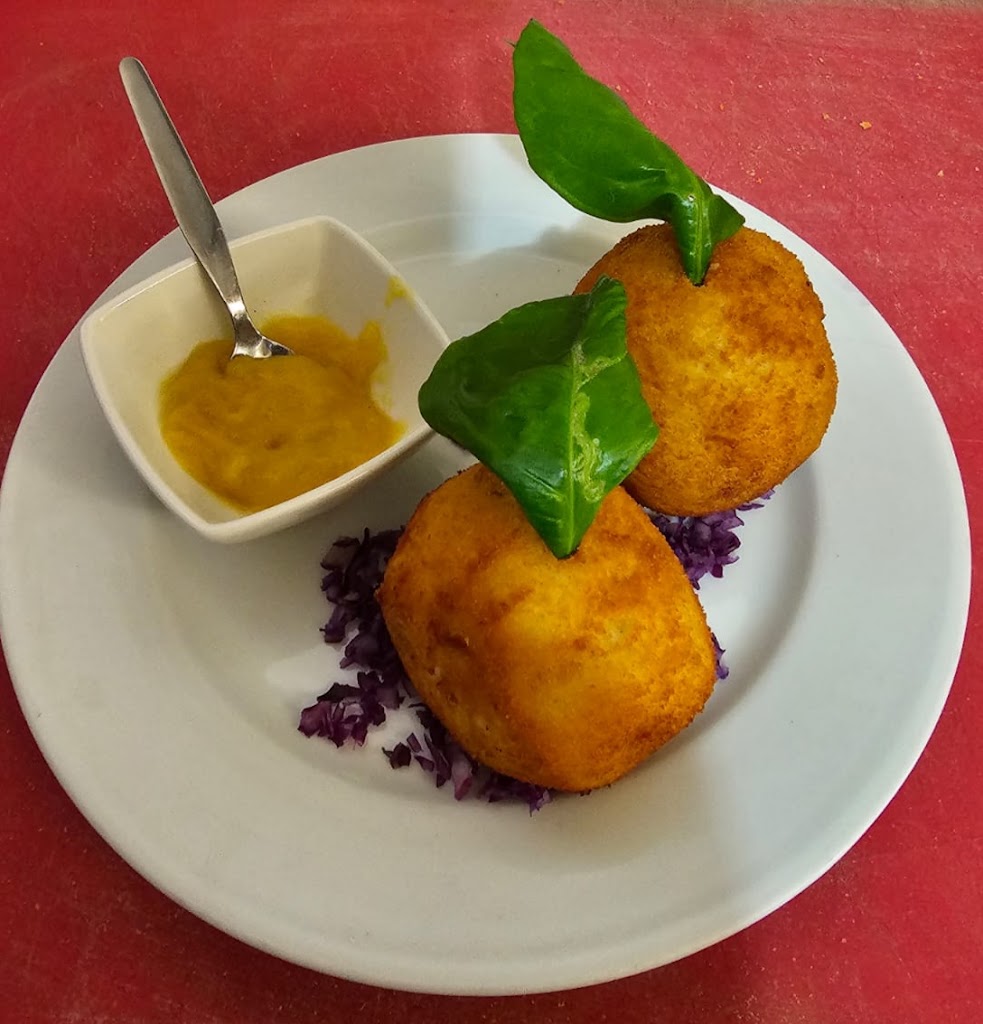 Restaurante El Negresco — Comida y bebida