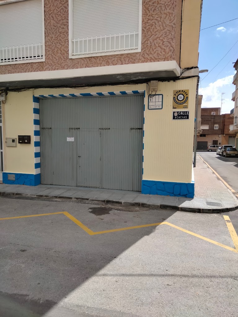 Taller Crazy Cousins S.L. — Del propietario