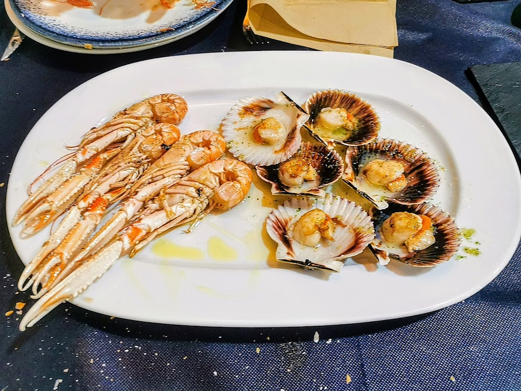 Restaurante "Tragoska" — Pectinidae
