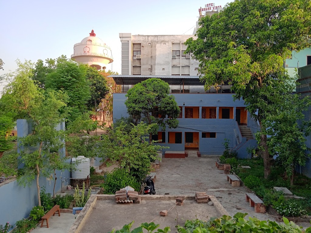 Hotel Kameshwar