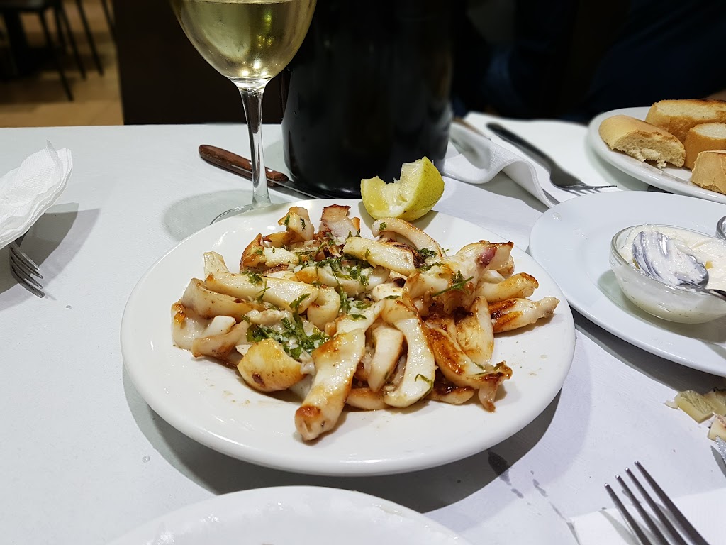 Bar Manolin — Comida y bebida