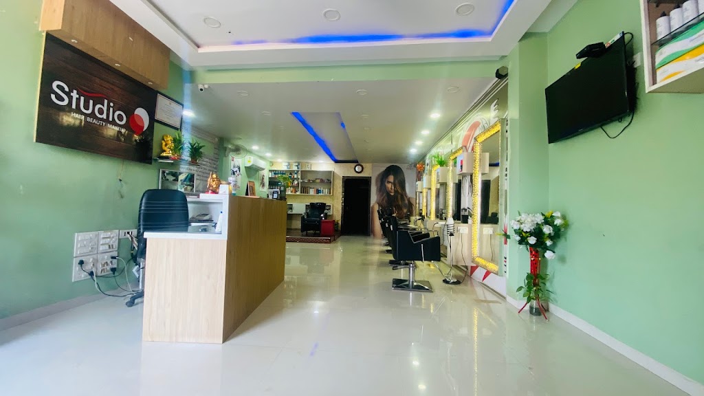 Jawed Habib Hair Studio