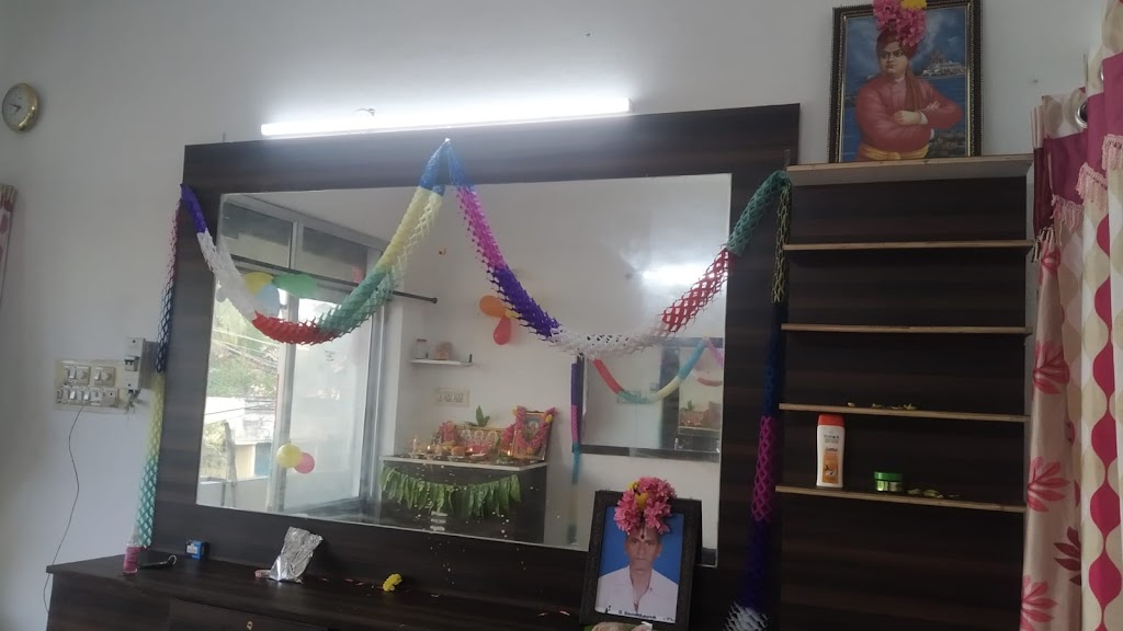 Iraivi Makeover Beauty Parlour