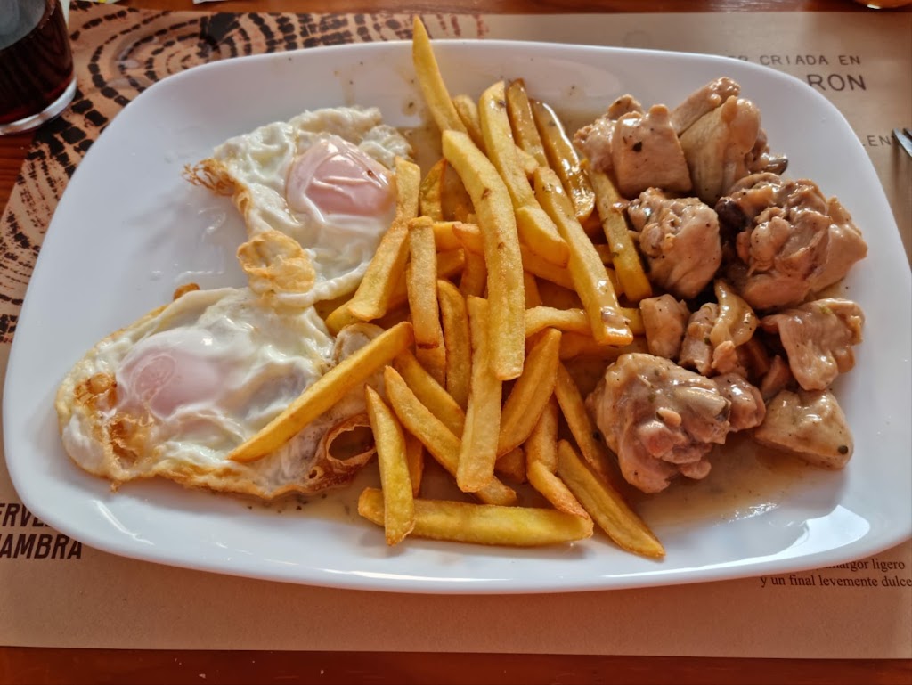 Bar y Tapas No Ni Na — Papas fritas