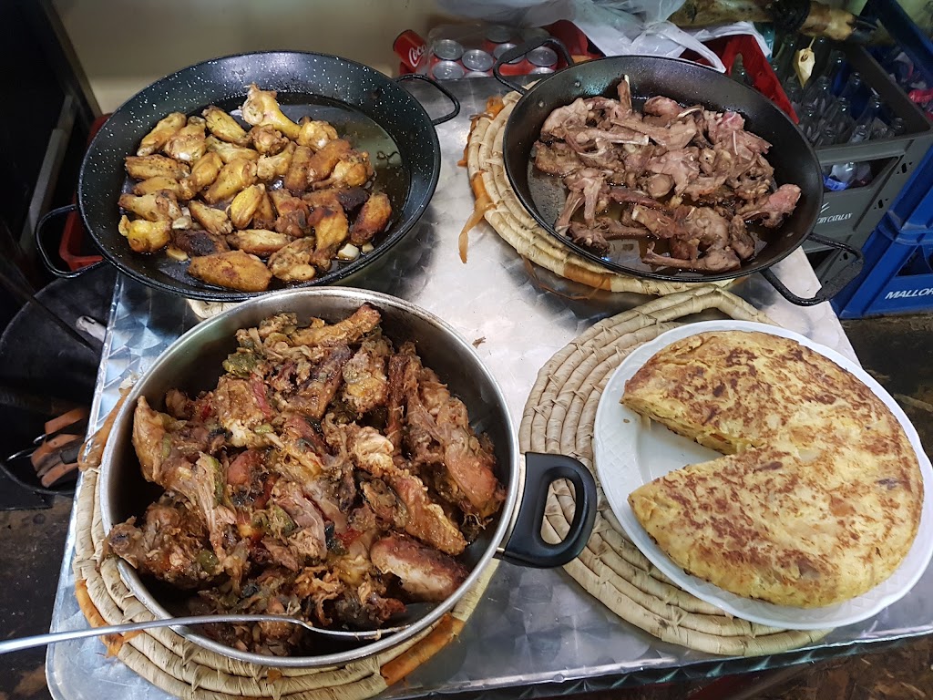 Restaurante MURRI — Comida y bebida