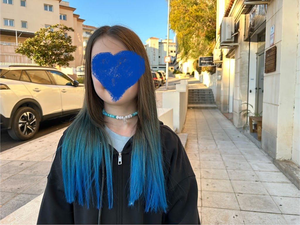 SIMOONA PELUQUERIA Y ESTETICA — Peinado