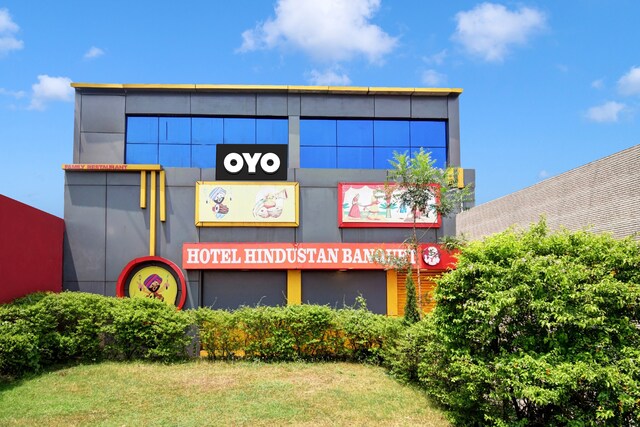 Collection O 811748 Hotel Hindustan International