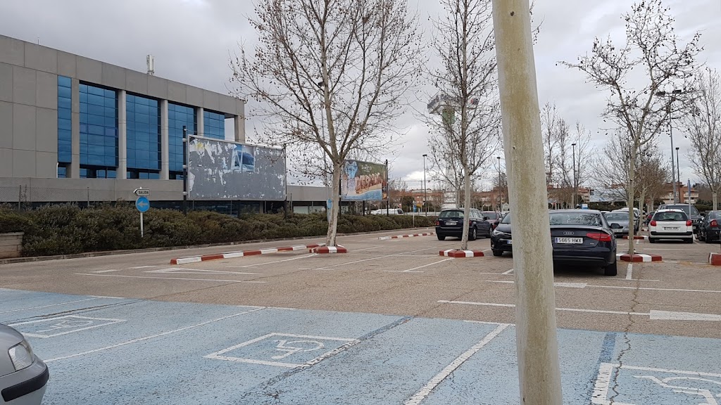 Parking Publico Exterior Carrefour