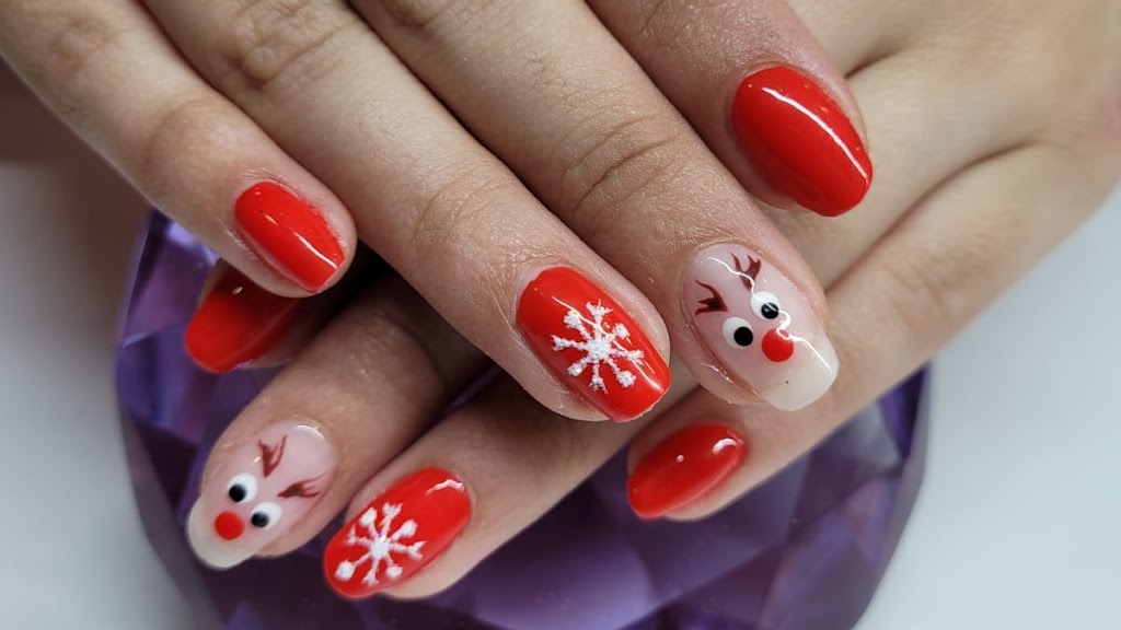 SALON DE MANICURA ,PEDICURA Y ESTETICA ARROYOMOLINOS MADRIDCaprichos Art Nails