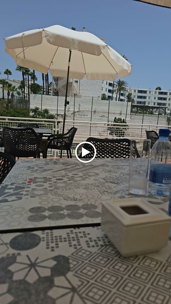 Bar piscina Walhalla — Ambiente