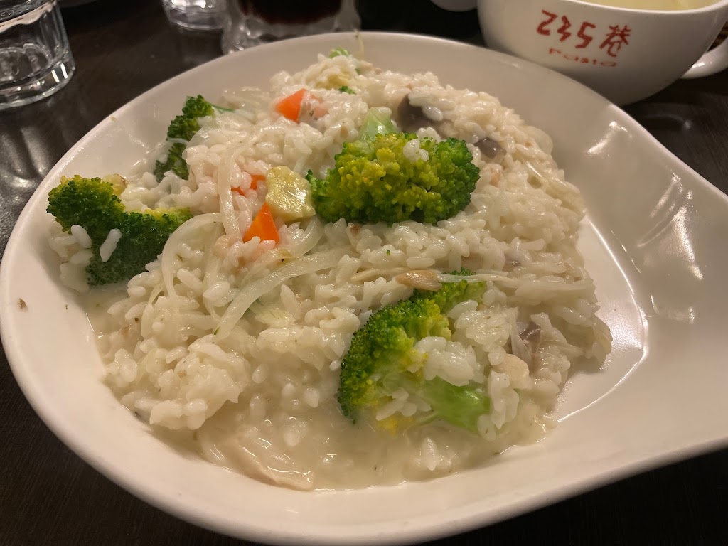 235巷義大利麵 巨蛋富國店 的照片