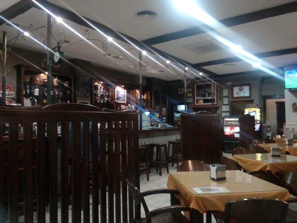 Cafe Bar Puerta Grande — Ambiente