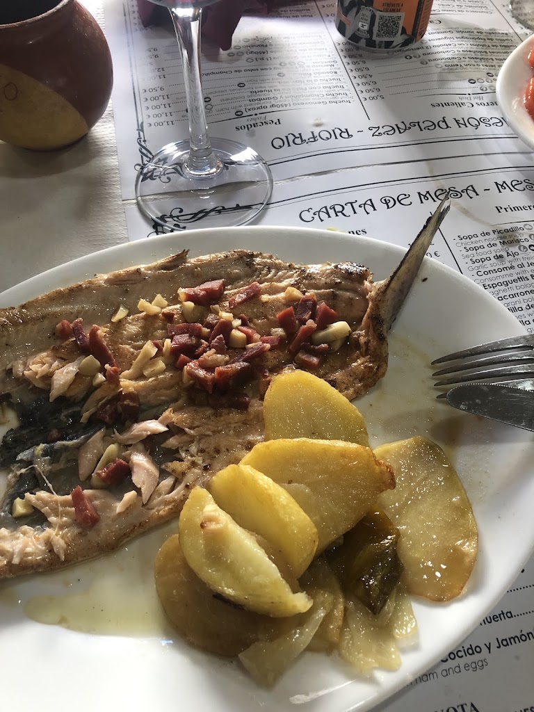 Meson Pelaez — Comida y bebida